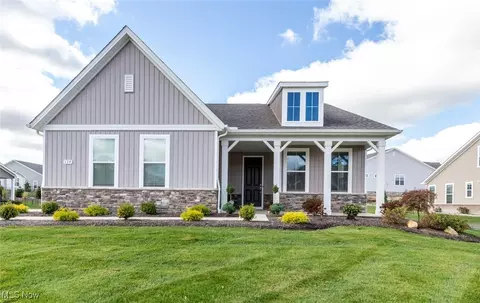 179 Seamore Rd, Aurora, OH 44202
