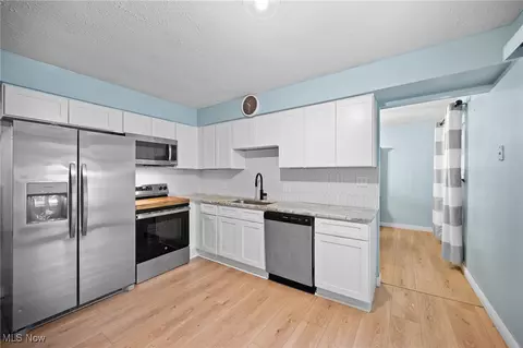 652 University Ave, Elyria, OH 44035 photo 11