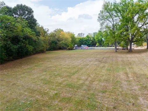 Main Street, Apple Creek, OH 44606