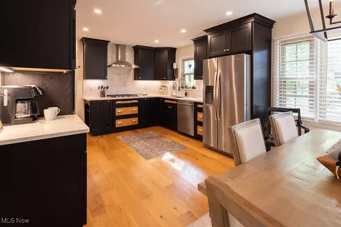 Kitchen - 6278 Appleridge Dr, Boardman, OH 44512 photo 1 of 2