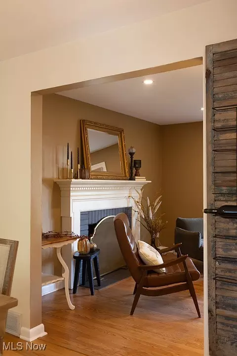 Entry Way - 6278 Appleridge Dr, Boardman, OH 44512 photo 7 of 7