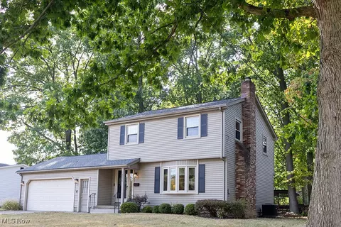 Exterior - 6278 Appleridge Dr, Boardman, OH 44512 photo 2 of 4