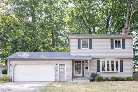 6278 Appleridge Dr, Boardman, OH 44512
