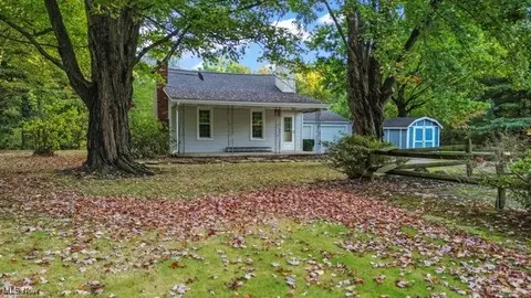 2730 Wilson Sharpsville Rd, Cortland, OH 44410