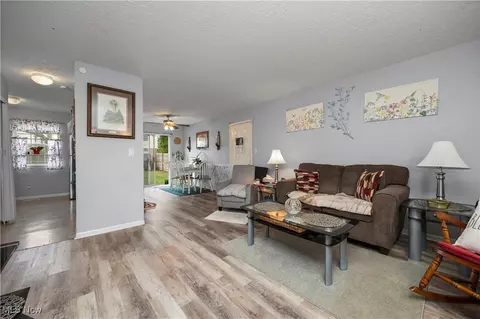 1536 E 29th St, Lorain, OH 44055 photo 4