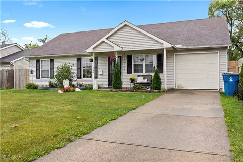 1536 E 29th St, Lorain, OH 44055 photo 3