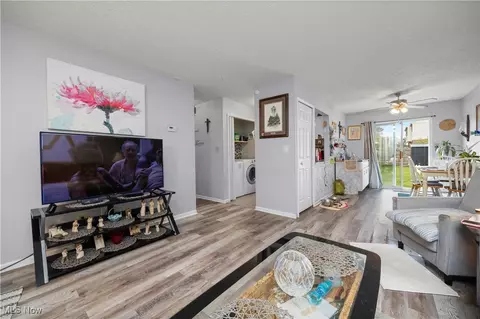 1536 E 29th St, Lorain, OH 44055 photo 5