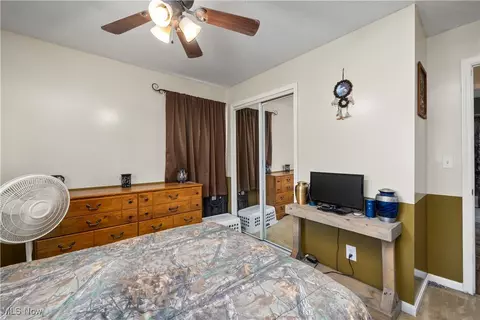 182 Warren Ave, Elyria, OH 44035 photo 18