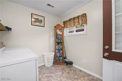 182 Warren Ave, Elyria, OH 44035 photo 14