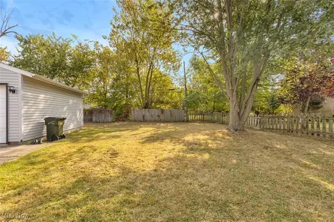 344 Winckles St, Elyria, OH 44035 photo 27