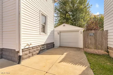 344 Winckles St, Elyria, OH 44035 photo 23