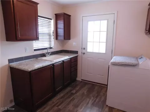 411 Pin Oak Cir, Elyria, OH 44035 photo 45