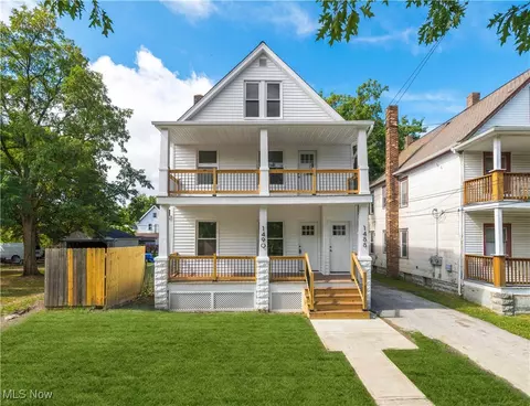 1488-1490 W 112th St, Cleveland, OH 44102