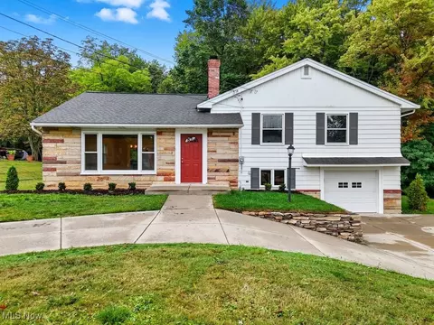 7004 Filip Blvd, Independence, OH 44131