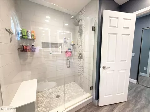 Bath - 6321 Baldwin Blvd, Lorain, OH 44053 photo 7 of 7