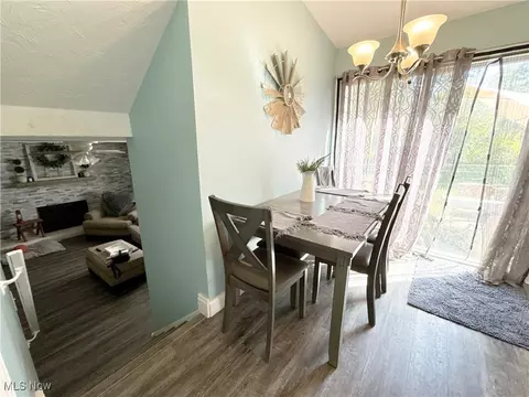 Dining - 6321 Baldwin Blvd, Lorain, OH 44053 photo 1 of 1