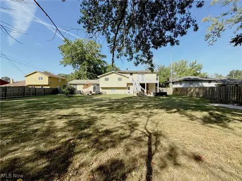 Exterior - 6321 Baldwin Blvd, Lorain, OH 44053 photo 4 of 9