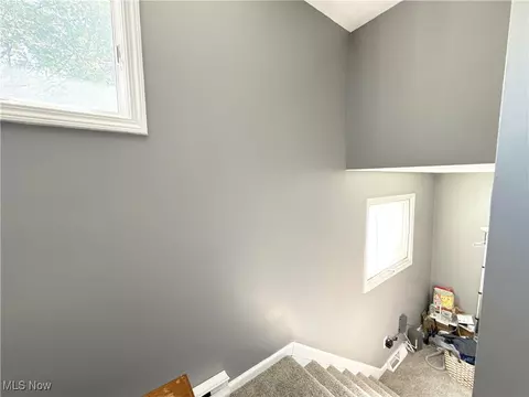 Entry Way - 6321 Baldwin Blvd, Lorain, OH 44053 photo 4 of 6