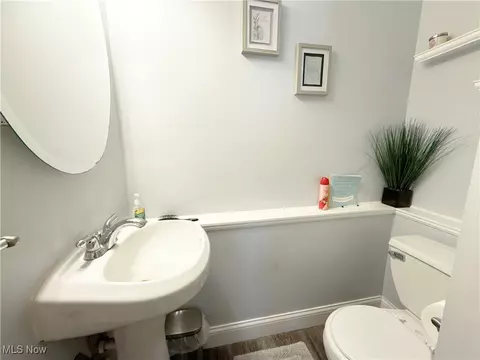 Bath - 6321 Baldwin Blvd, Lorain, OH 44053 photo 1 of 7
