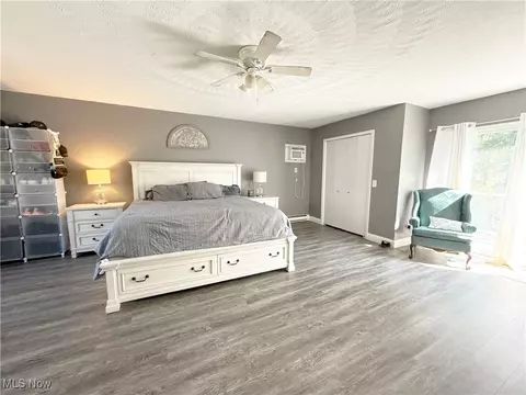 Bedroom - 6321 Baldwin Blvd, Lorain, OH 44053 photo 8 of 10