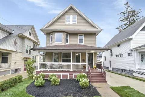 1227 Ethel Ave, Lakewood, OH 44107