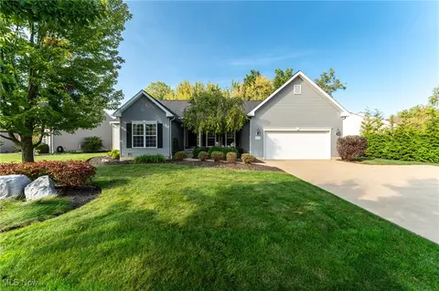 32854 Walnut Dr, Avon, OH 44011