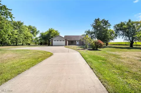 12567 Eby Rd, Creston, OH 44217