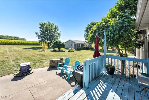 Exterior - 12567 Eby Rd, Creston, OH 44217 photo 4 of 10
