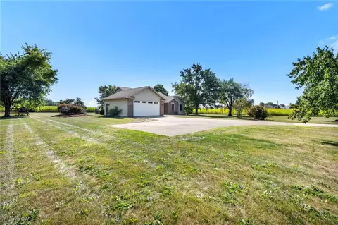 Exterior - 12567 Eby Rd, Creston, OH 44217 photo 8 of 10