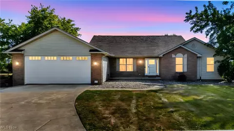 Exterior - 12567 Eby Rd, Creston, OH 44217 photo 3 of 10