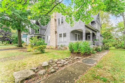 232 Elm St, Oberlin, OH 44074