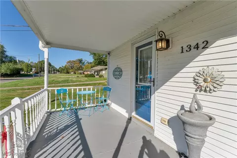 1342 Shields Rd, Youngstown, OH 44511 photo 4