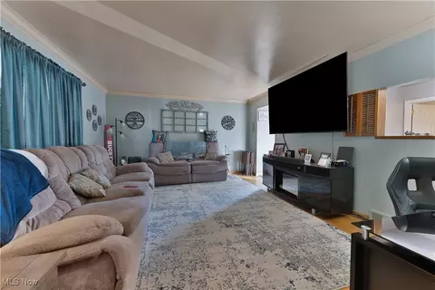 1342 Shields Rd, Youngstown, OH 44511 photo 18