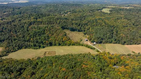 4453 County Road 51, Glenmont, OH 44628