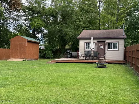 4956 Kathryn Dr, Geneva, OH 44041 photo 3