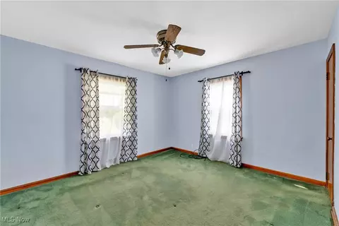 Bedroom - 390 Hilliard Rd, Elyria, OH 44035 photo 2 of 5