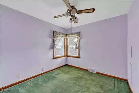 Bedroom - 390 Hilliard Rd, Elyria, OH 44035 photo 4 of 5