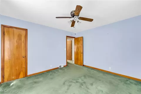 Bedroom - 390 Hilliard Rd, Elyria, OH 44035 photo 1 of 5