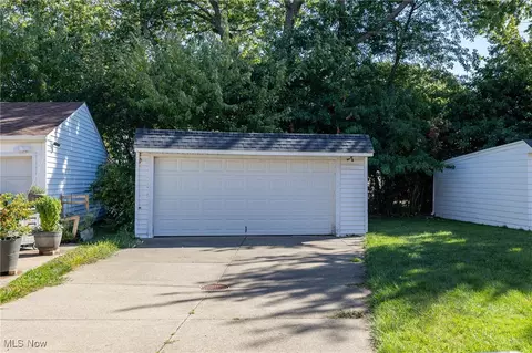 Exterior - 251 E 250th St, Euclid, OH 44132 photo 3 of 3