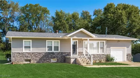 109 Sherwood Dr, Zanesville, OH 43701