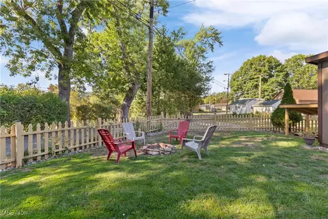 907 E Front St, Dover, OH 44622 photo 6