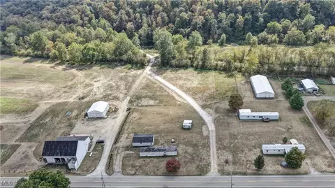 835 A Depot St, Glenmont, OH 44628