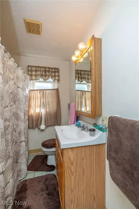 253 E 250th St, Euclid, OH 44132 photo 17