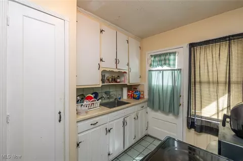 253 E 250th St, Euclid, OH 44132 photo 13