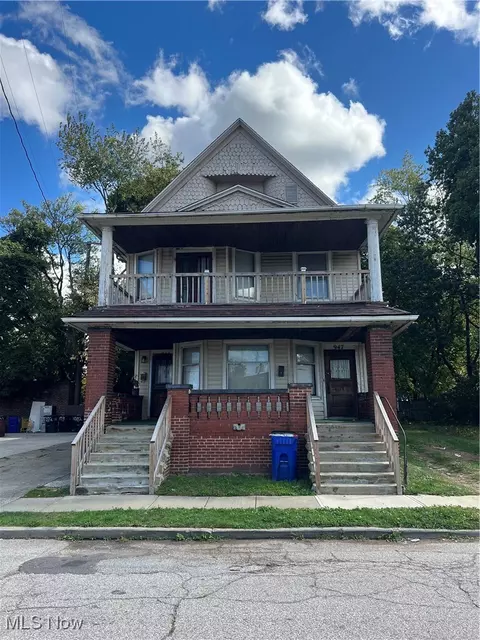 945 E 77th St, Cleveland, OH 44103