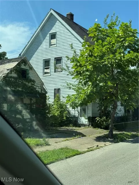 11220 Primrose Ave, Cleveland, OH 44108