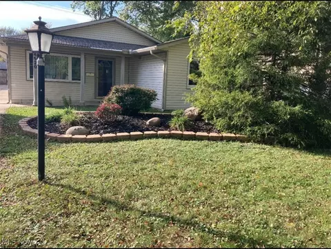 4920 Forest Rd, Mentor, OH 44060