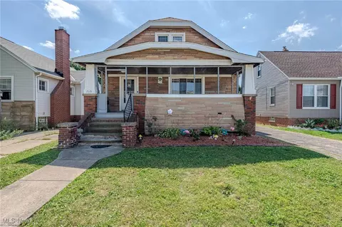 7115 Hampstead Ave, Parma, OH 44129
