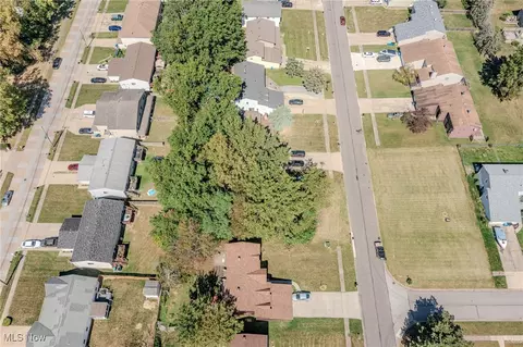 2918 Forest Lane, Lorain, OH 44053 photo 3