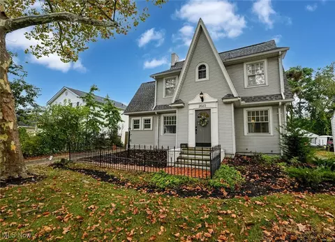 2023 Broad Blvd, Cuyahoga Falls, OH 44223